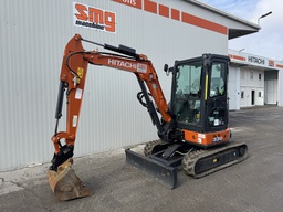 HITACHI ZX33